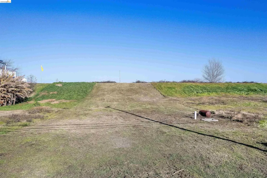 6831 Riverview Road Bethel Island CA 94511