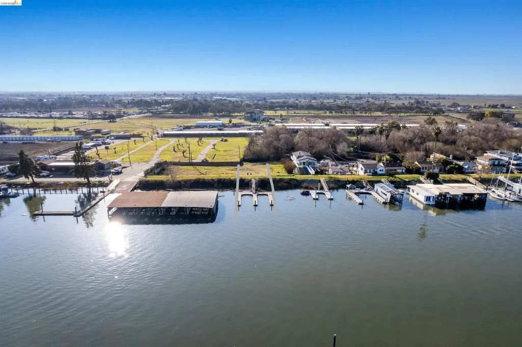 6831 Riverview Road Bethel Island CA 94511