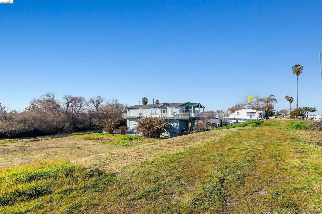 6831 Riverview Road Bethel Island CA 94511