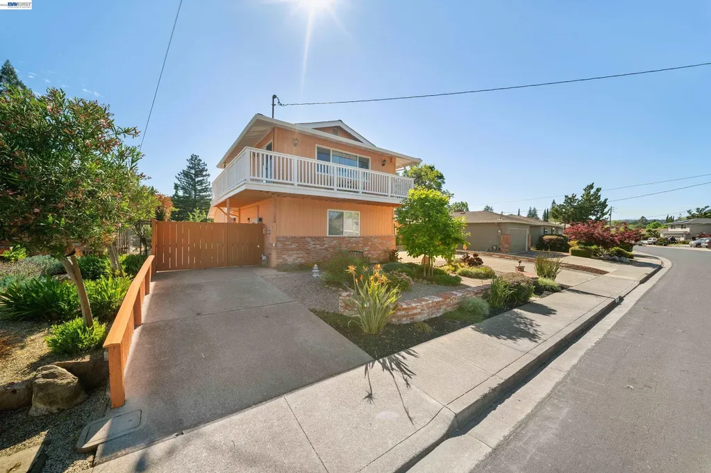 259 Donegal Way Martinez CA 94553