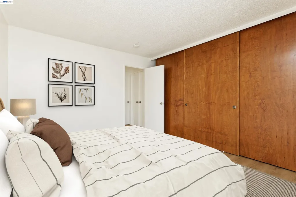 150 Pearl Street Oakland CA 94611