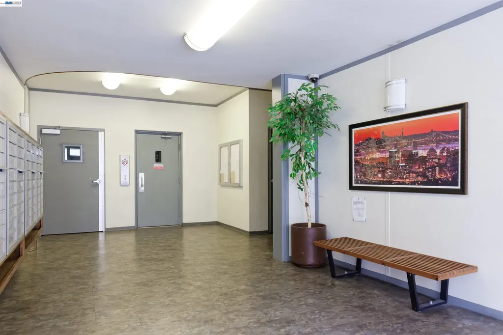 150 Pearl Street Oakland CA 94611
