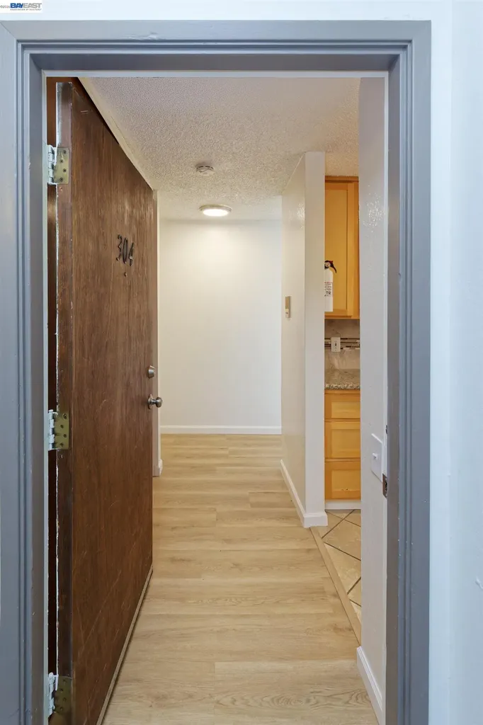 150 Pearl Street Oakland CA 94611
