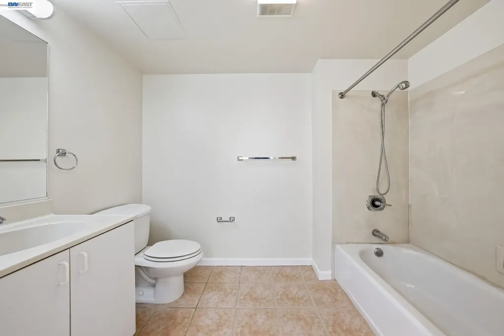 989 Webster Street Oakland CA 94601