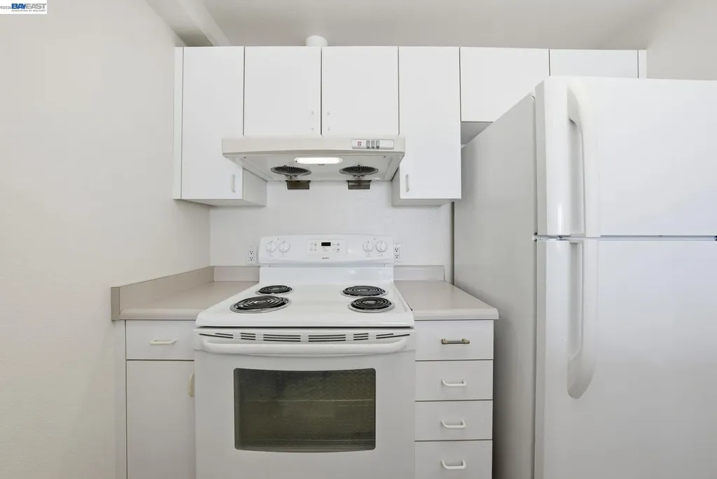 989 Webster Street Oakland CA 94601