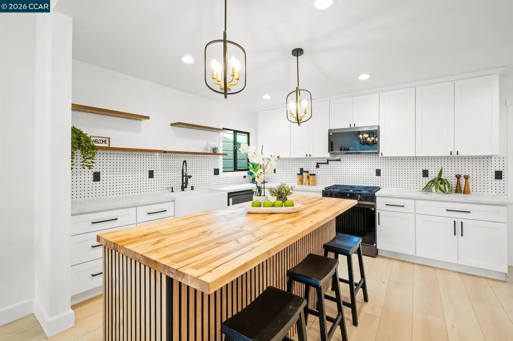 1920 Linden Street Oakland CA 94607