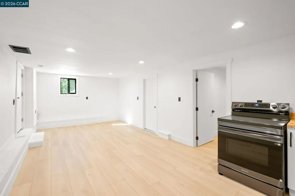 1920 Linden Street Oakland CA 94607