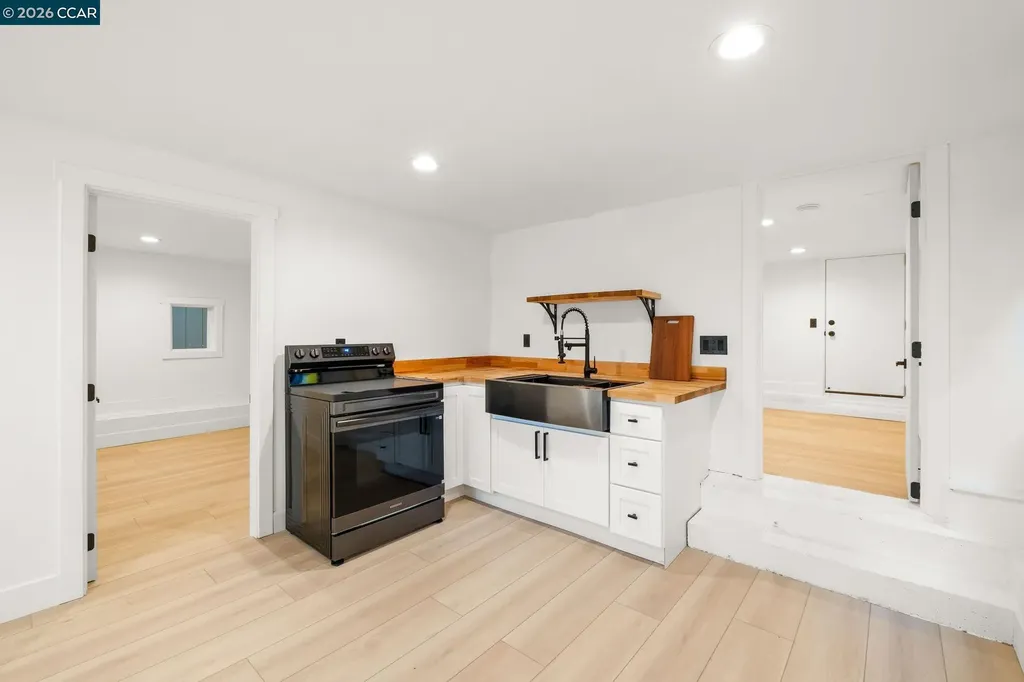 1920 Linden Street Oakland CA 94607