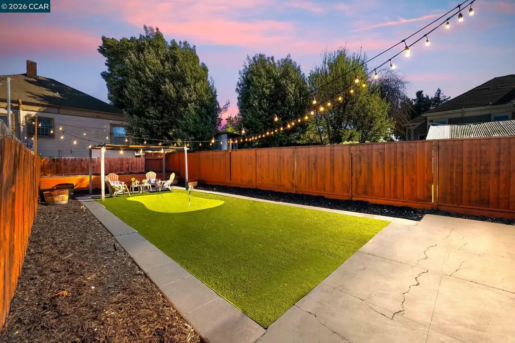 1920 Linden Street Oakland CA 94607