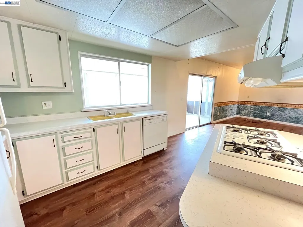 4141 Deep Creek Road Fremont CA 94555