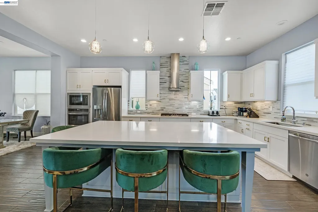 7228 Carneros Lane Dublin CA 94568