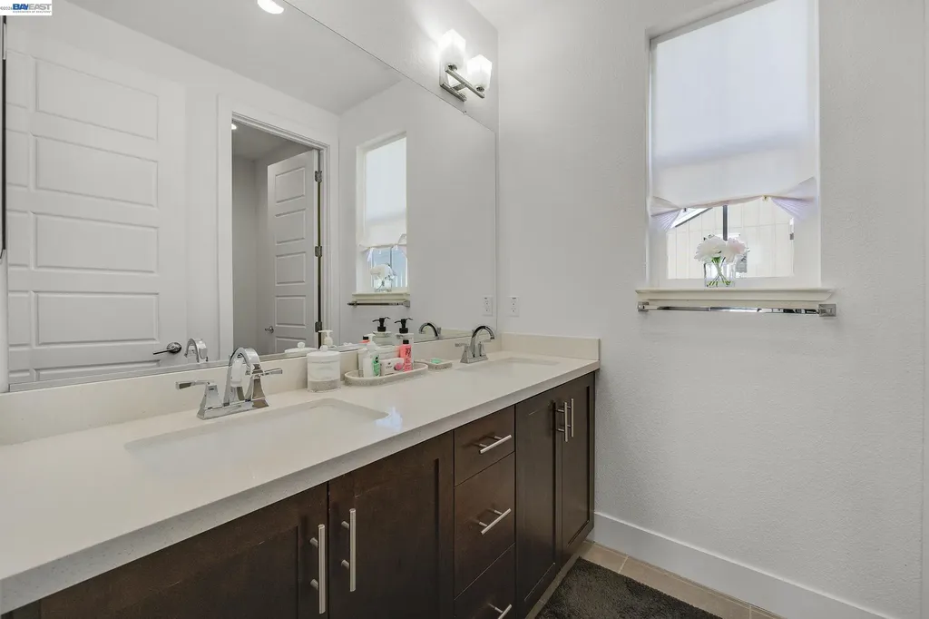 7228 Carneros Lane Dublin CA 94568