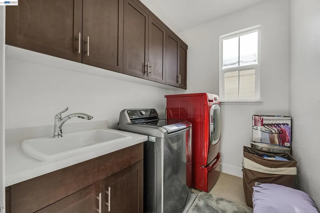 7228 Carneros Lane Dublin CA 94568