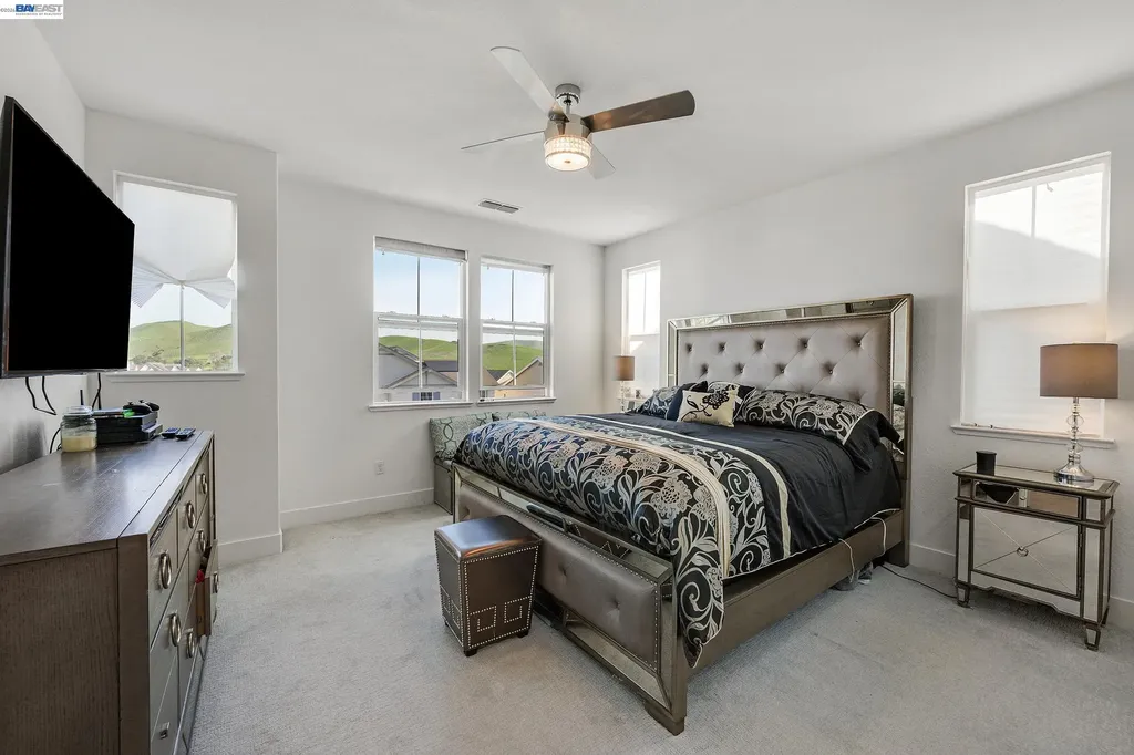 7228 Carneros Lane Dublin CA 94568