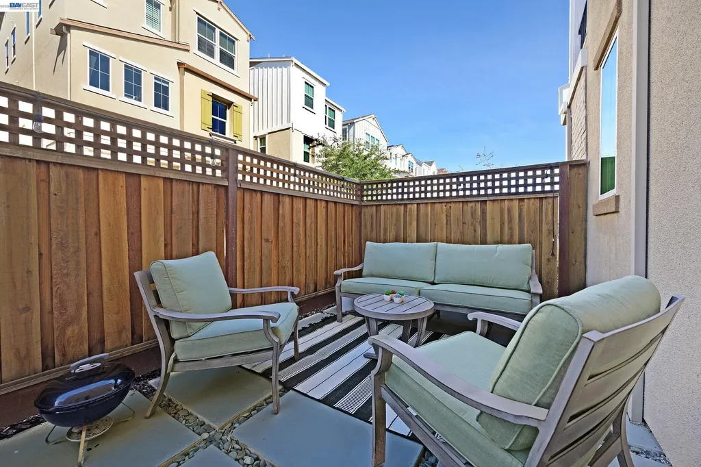 7228 Carneros Lane Dublin CA 94568