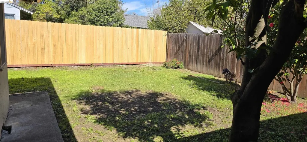 1142 Oakwood Avenue Vallejo CA 94591