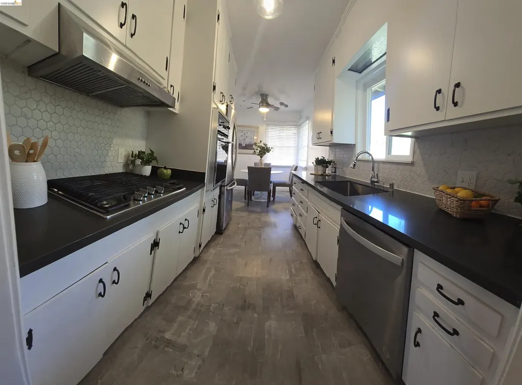 1142 Oakwood Avenue Vallejo CA 94591
