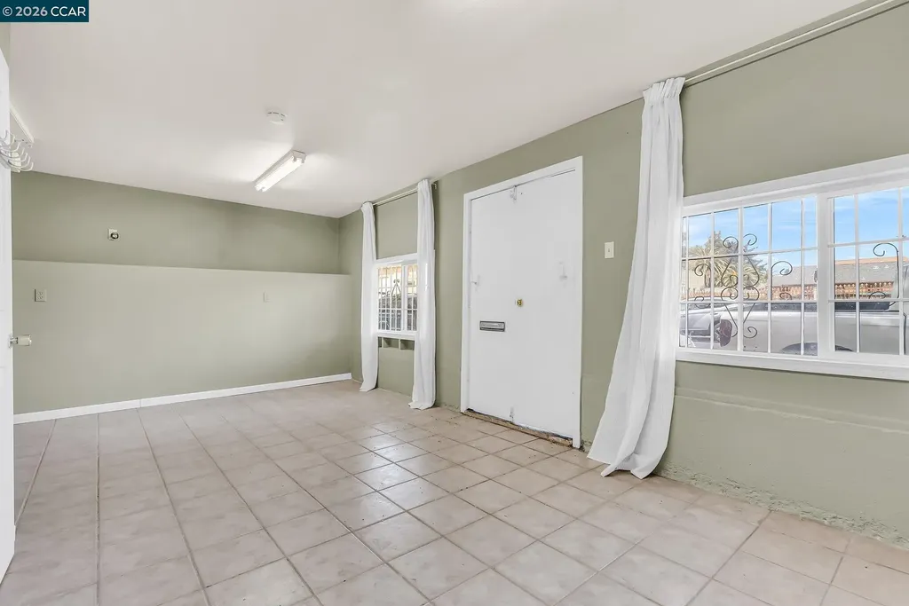 2150 35th Avenue Oakland CA 94601