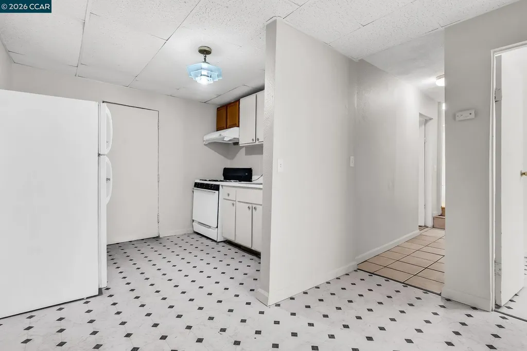 2150 35th Avenue Oakland CA 94601