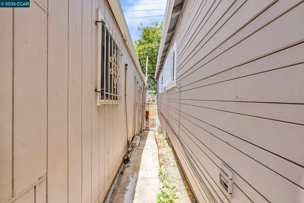 2150 35th Avenue Oakland CA 94601
