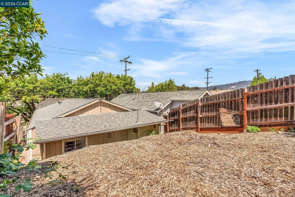 2150 35th Avenue Oakland CA 94601
