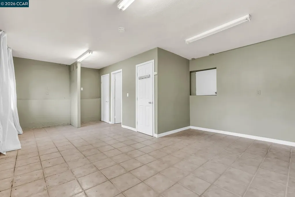 2150 35th Avenue Oakland CA 94601