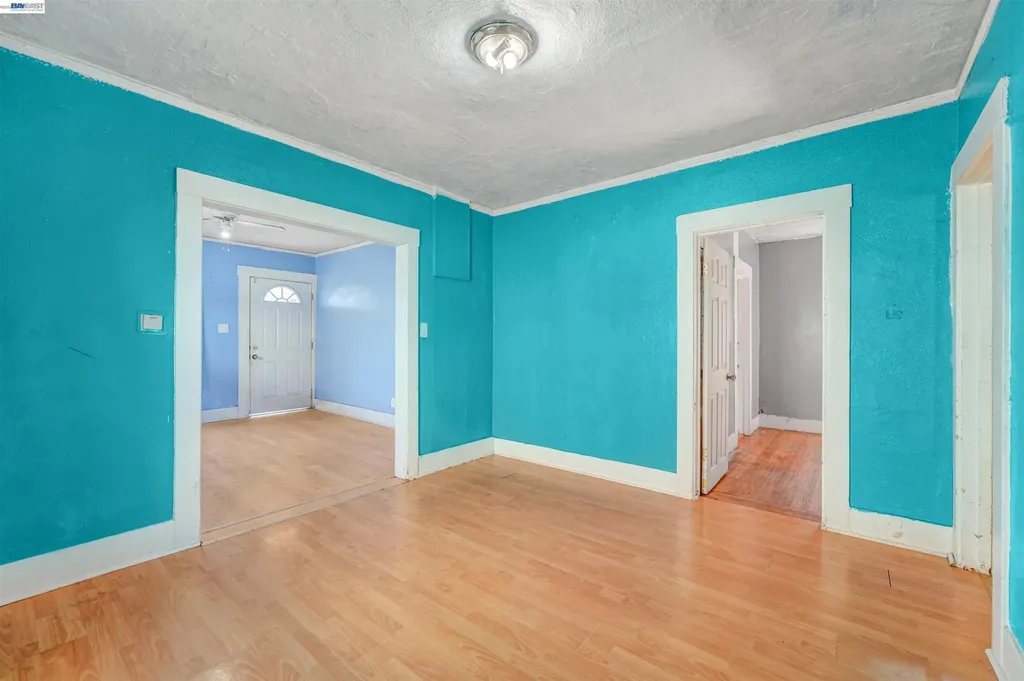 1061 71st Avenue Oakland CA 94621