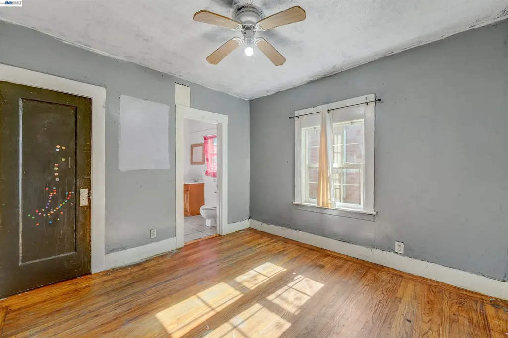 1061 71st Avenue Oakland CA 94621