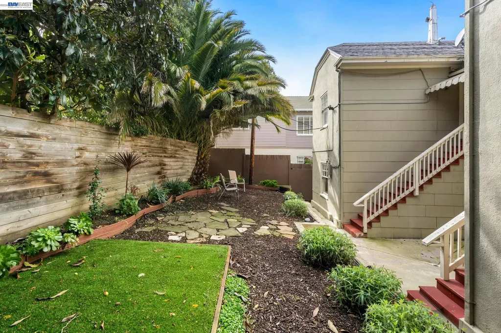 3746 Park Boulevard Way Oakland CA 94610