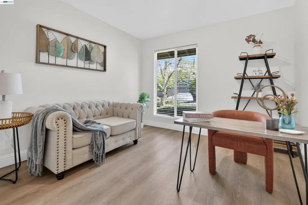 5170 Saddle Brook Drive Oakland CA 94619