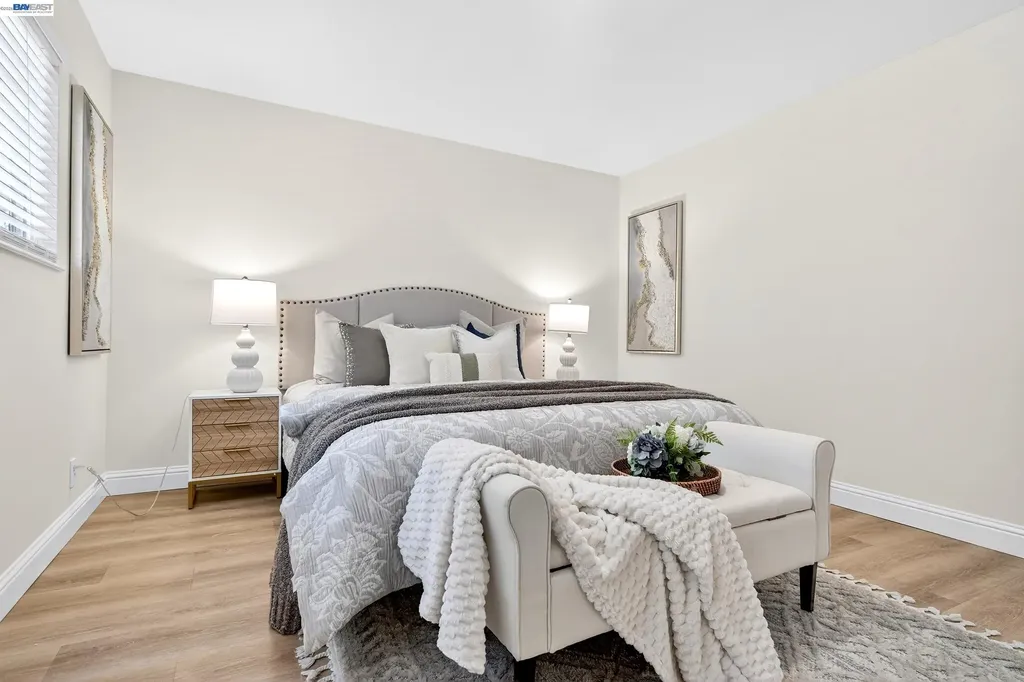 5170 Saddle Brook Drive Oakland CA 94619
