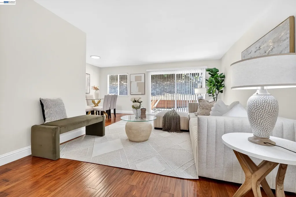 5170 Saddle Brook Drive Oakland CA 94619