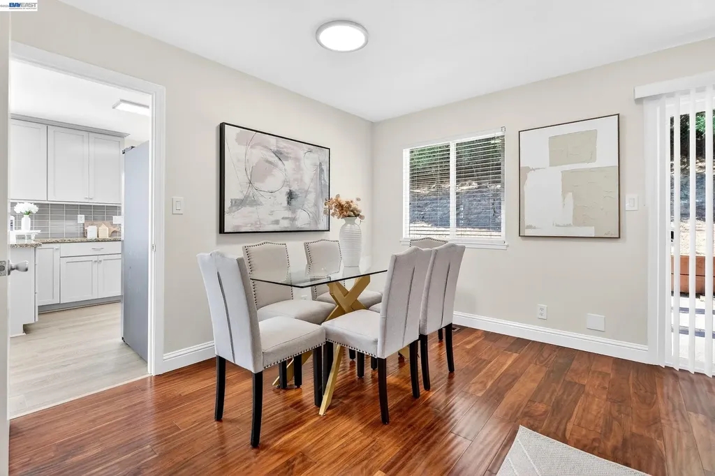 5170 Saddle Brook Drive Oakland CA 94619