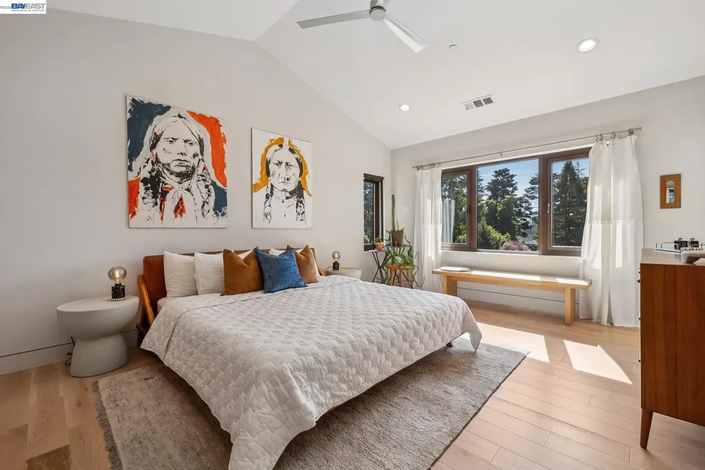 2588 Scout Road Oakland CA 94611