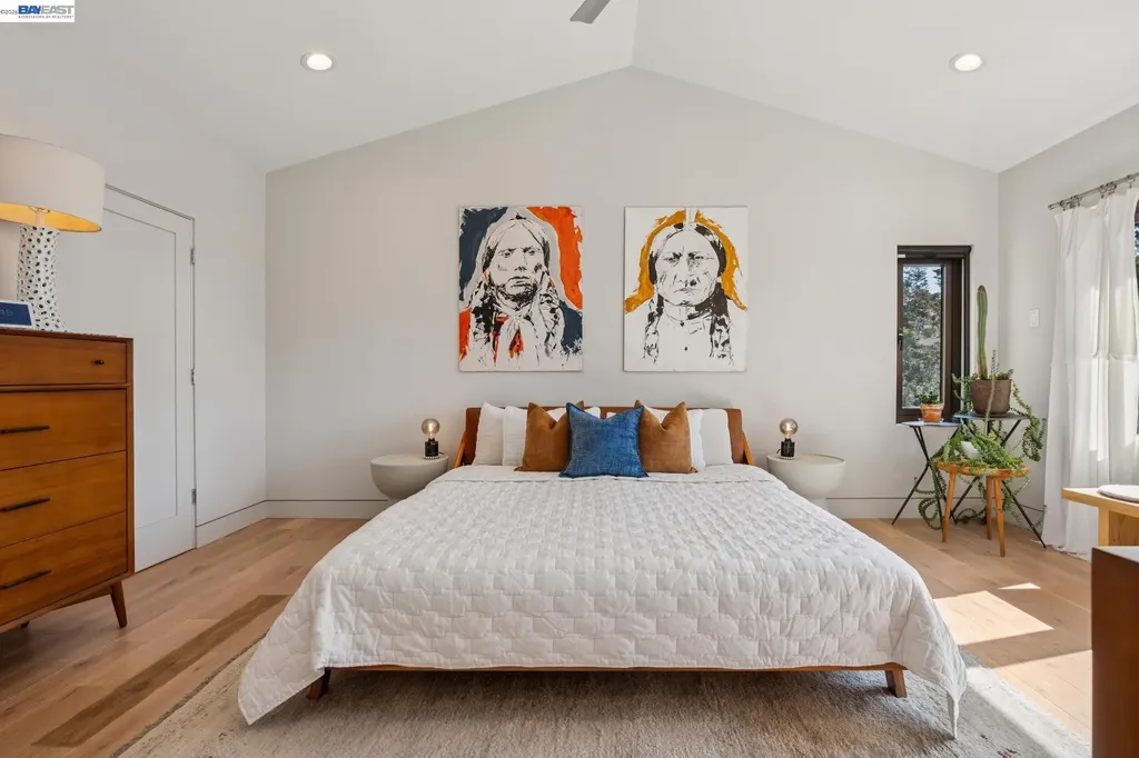 2588 Scout Road Oakland CA 94611
