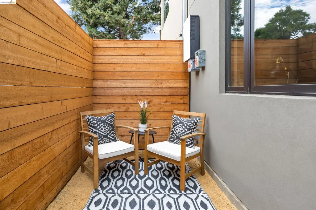 4037 Park Boulevard Oakland CA 94602