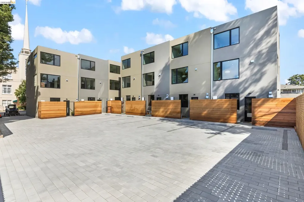4037 Park Boulevard Oakland CA 94602