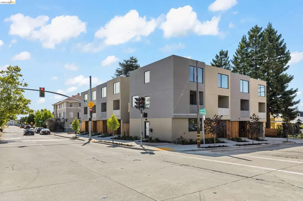 4037 Park Boulevard Oakland CA 94602