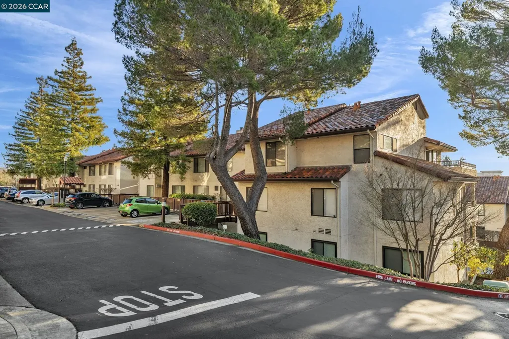22135 Sevilla Road Hayward CA 94541