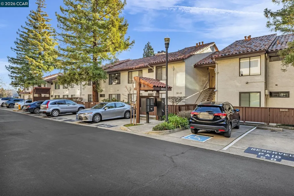 22135 Sevilla Road Hayward CA 94541