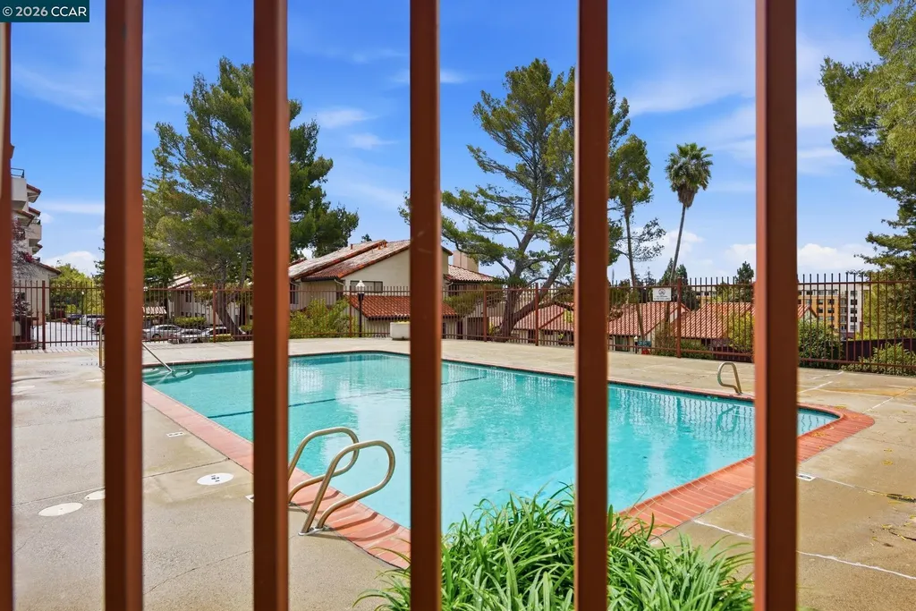 22135 Sevilla Road Hayward CA 94541