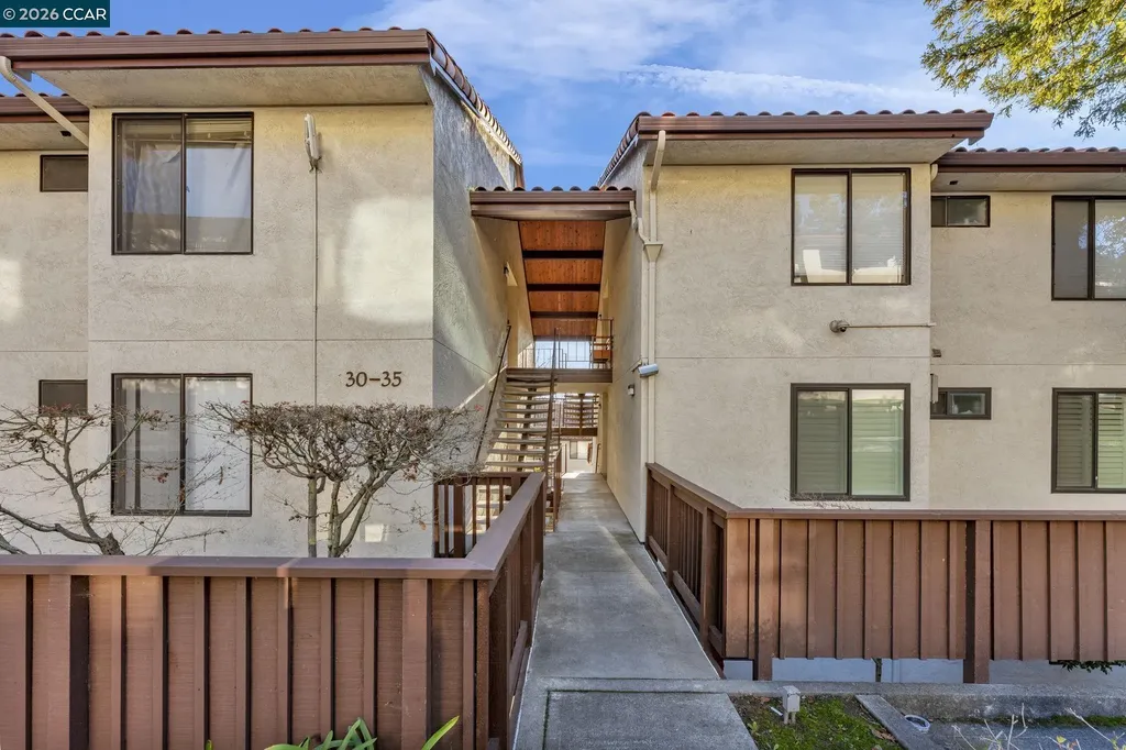 22135 Sevilla Road Hayward CA 94541
