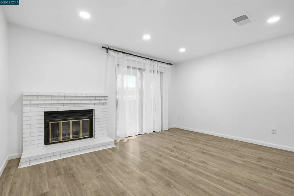 1101 Chelsea Hercules CA 94547