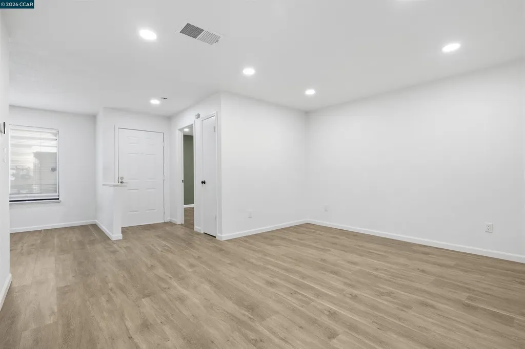 1101 Chelsea Hercules CA 94547