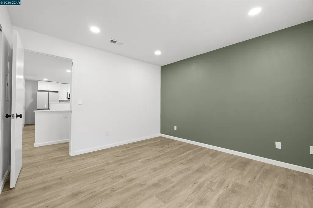 1101 Chelsea Hercules CA 94547