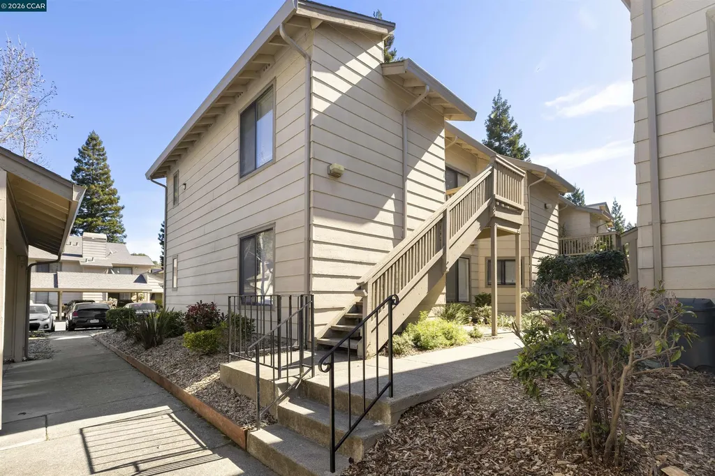 1101 Chelsea Hercules CA 94547