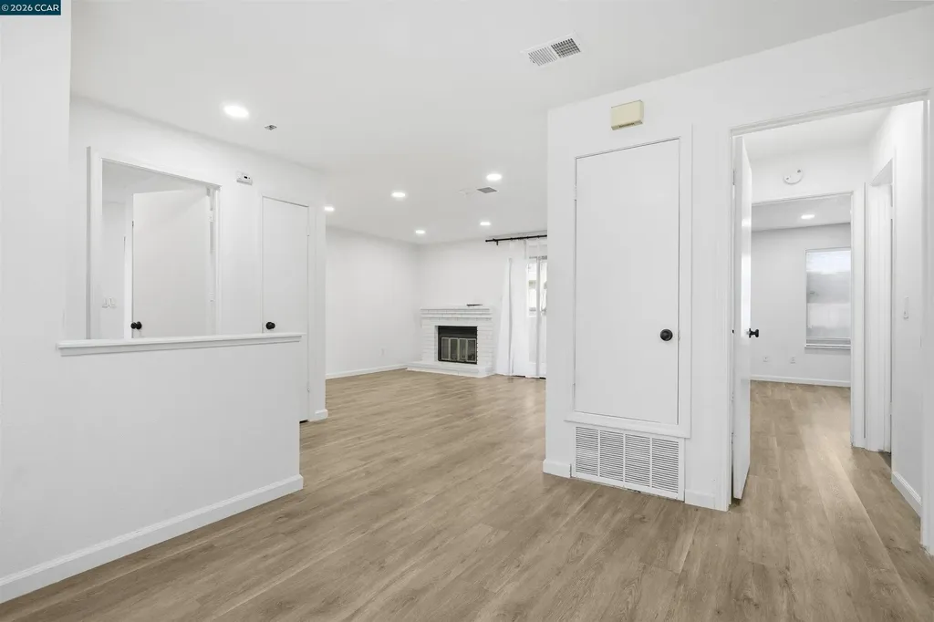 1101 Chelsea Hercules CA 94547