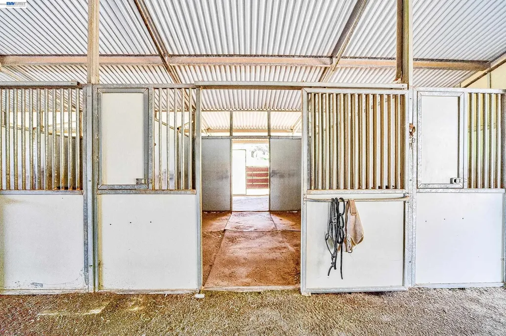 10700 Foothill Road Sunol CA 94586