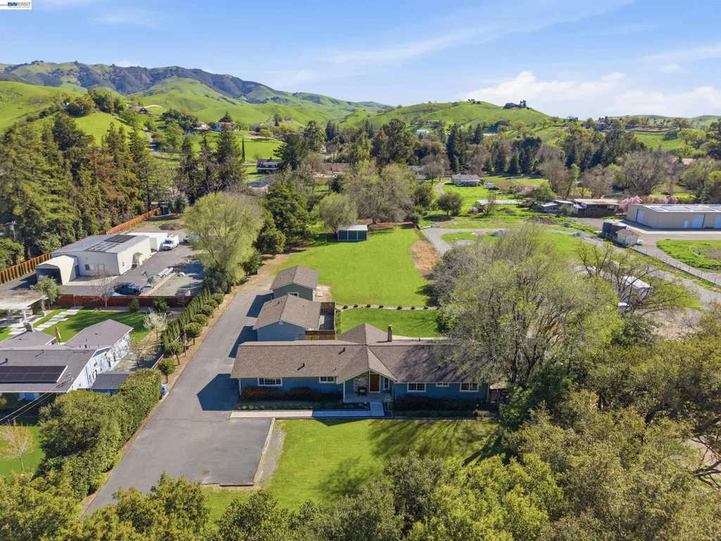 1450 Finley Road Pleasanton CA 94588