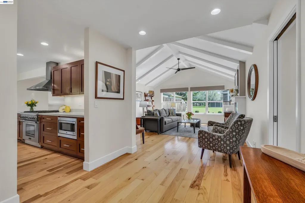 1450 Finley Road Pleasanton CA 94588